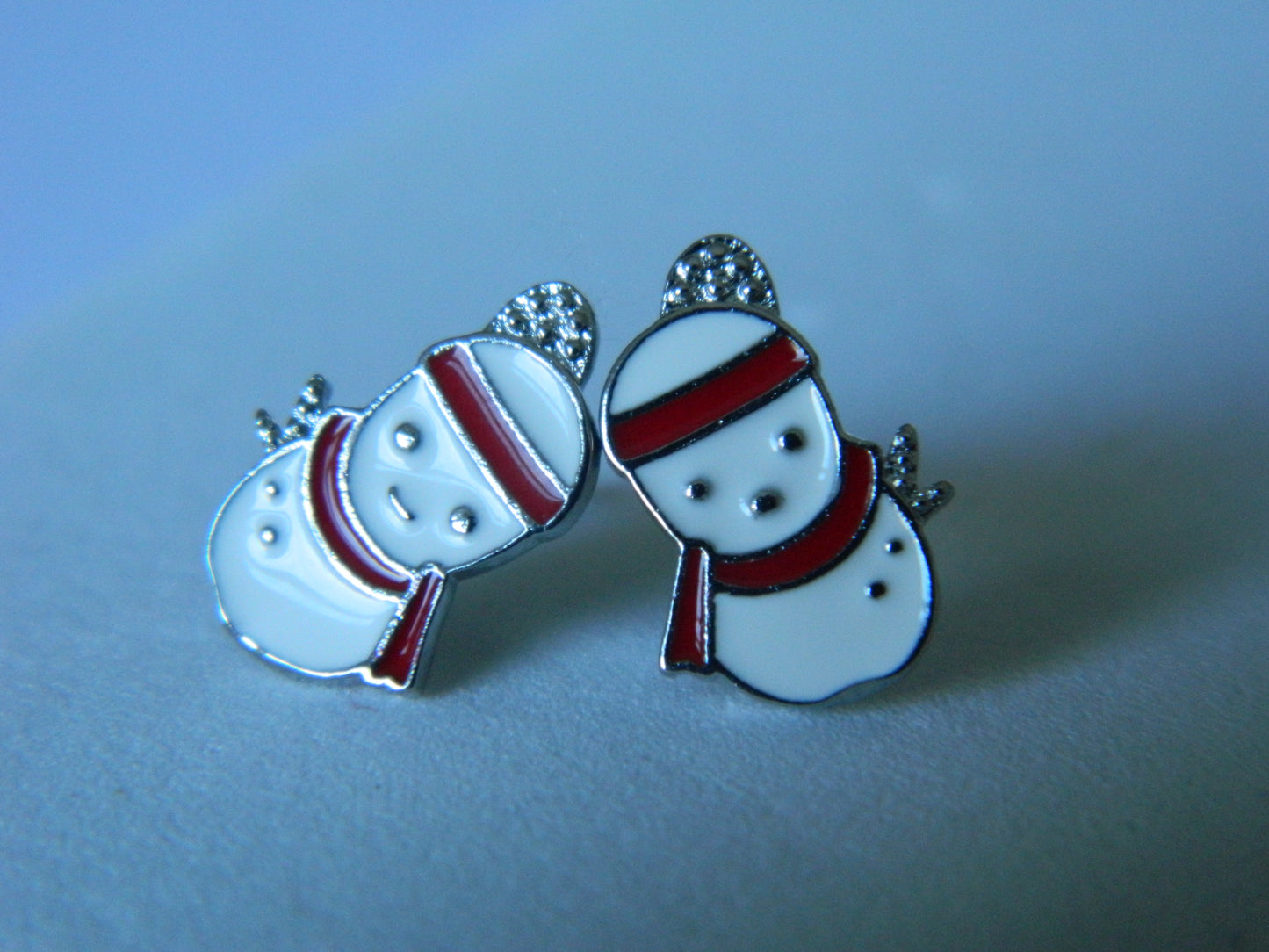 Snowman Studs.