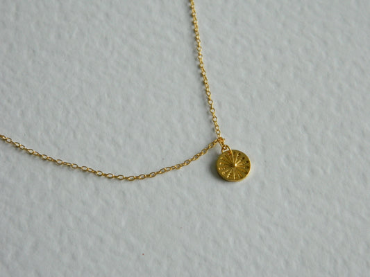 Vintage Flower Necklace-Gold.