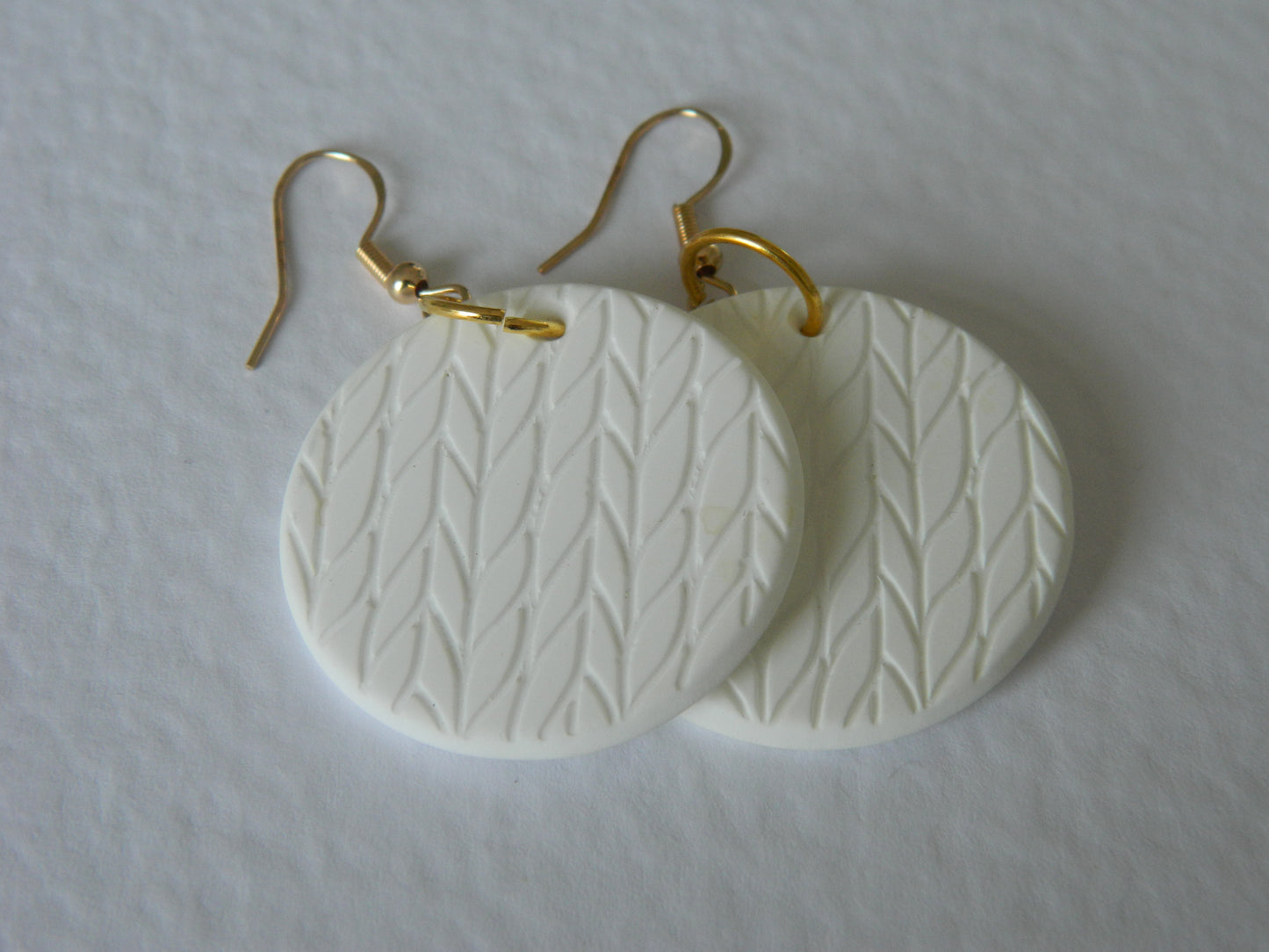 Knitted Dangles- White.